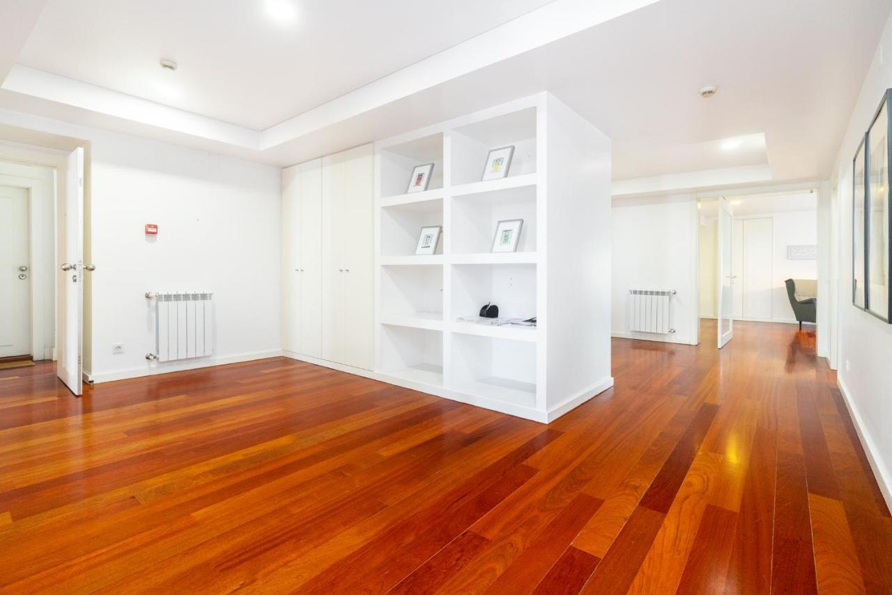 Whome | Luxury Chiado Prime Apartment ลิสบอน ภายนอก รูปภาพ